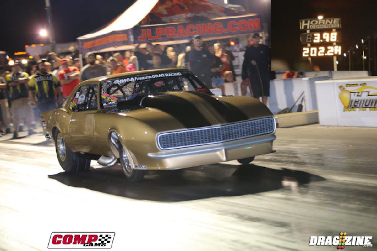 Boom! Jim Halsey and the Cecil County staff answered the call this weekend, giving the racers the surface they needed to throw big power down--and DeWayne Mills did just that, as you can see here.Rick Thornton struck the tires about 60 feet out, ending the race before it really started. Congrats to the Golden Gorilla team!