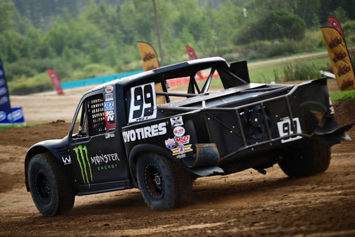 11999702_957162937658148_526662379239565825_o (1)