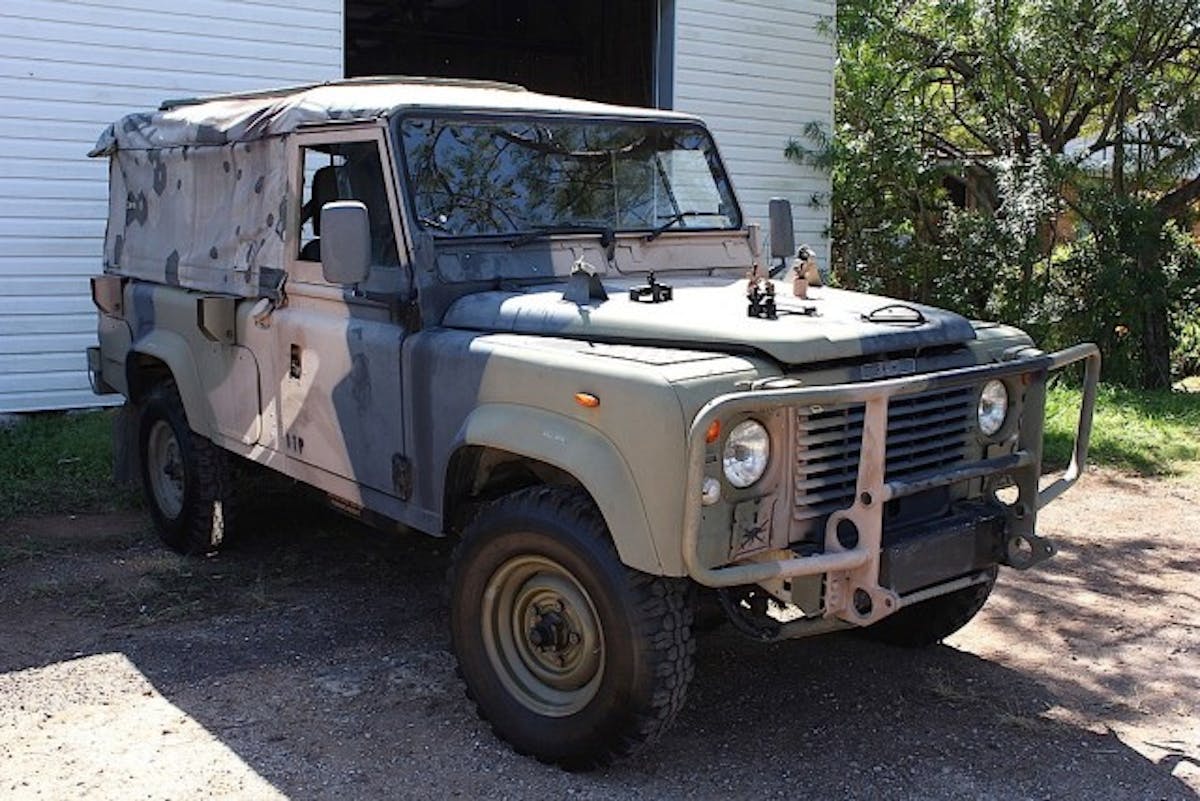 1280px-Ex-Australian_Army_Land_Rover