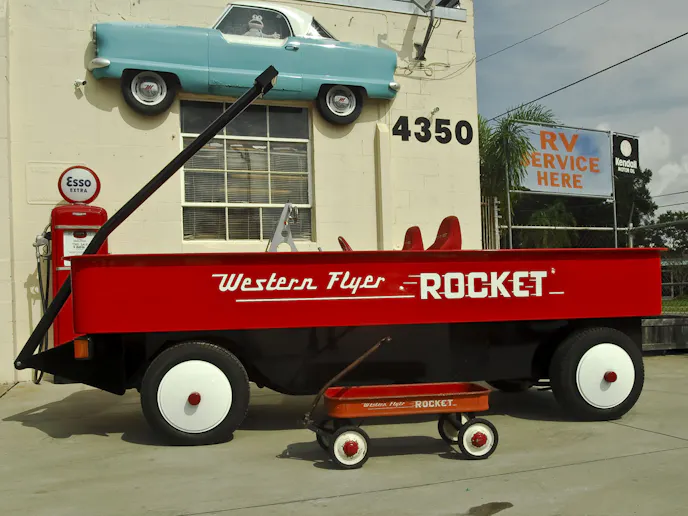 Red Wagon0152
