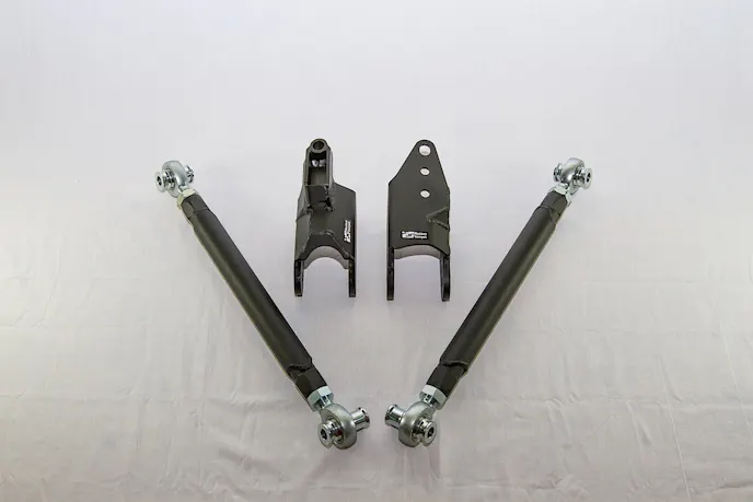 Max Motorsports Mm5RLCA-53 lower control arms with Mm5RLCA-57 mounts.