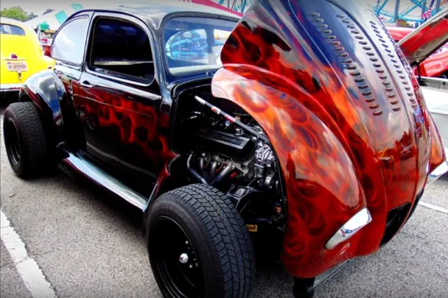 Volkswagen Beetle Punch Buggy V8 engine swap