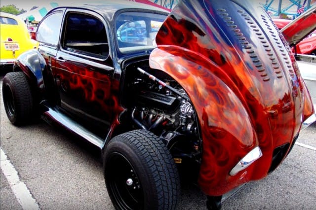 Volkswagen Beetle Punch Buggy V8 engine swap