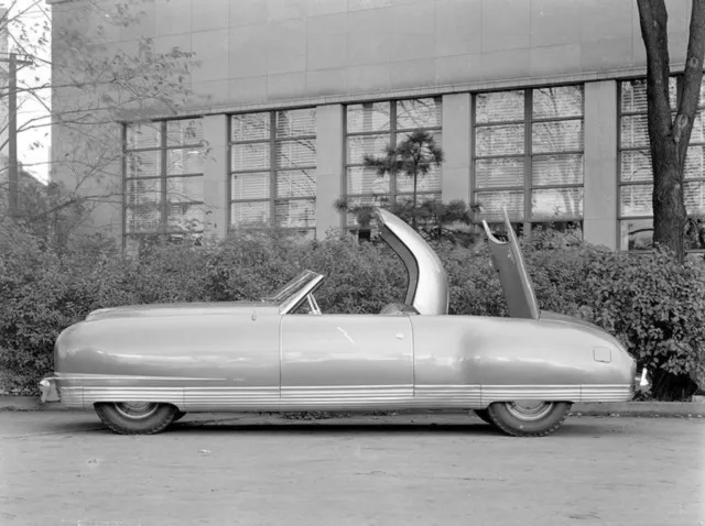 The Chrysler Thunderbolt was revolutionary for many reasons, including its retractable hardtop.