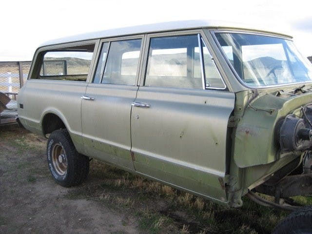 A shot of the Suburban as it appeared at the start of the build.