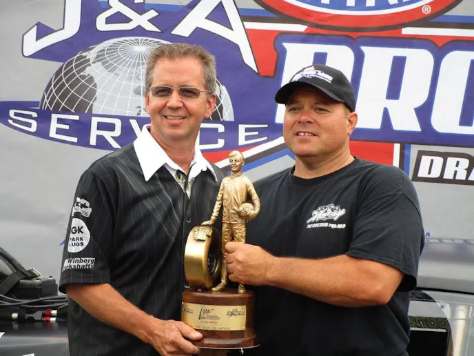 Tim McAmis (left) with Mike Knowles. Photo credit: Real Pro Mod Association