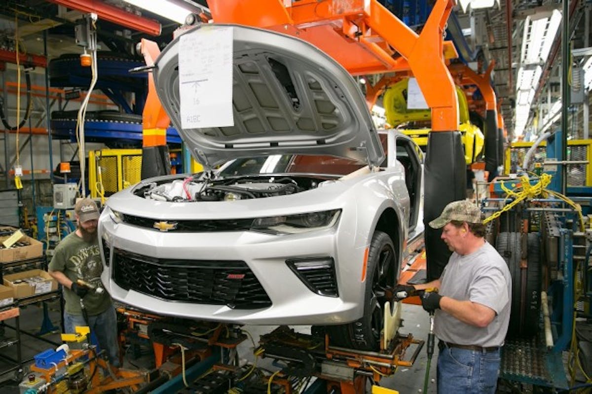 2016-camaro-production-1