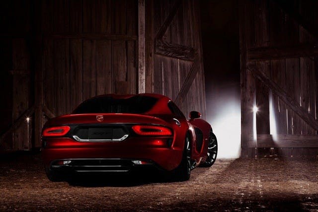 2013-srt-viper-rear-view