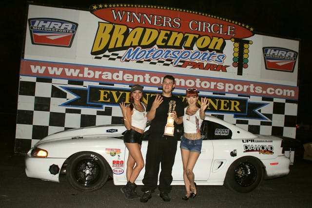 he Final pit Real Speed Parts' Walter Drakeford against Pirez who took the left lane. Drakeford grabbed the starting advantage but couldn't hold off Pirez' 5.003 at 141.37 with his 5.053 at 140.27 MPH run. That puts Fast Forward in the winner circle again powering Pirez' General Lee SN95 Mustang along with Diamond Pistons, PTC, and Induction Solutions.