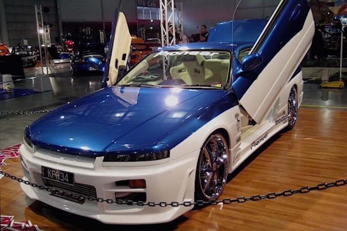 We know some of you may be cringing at the sight of these Lamborghini-style doors which were previously on the car.