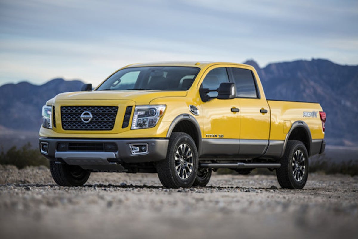 2016_nissan_TITAN_xd_02
