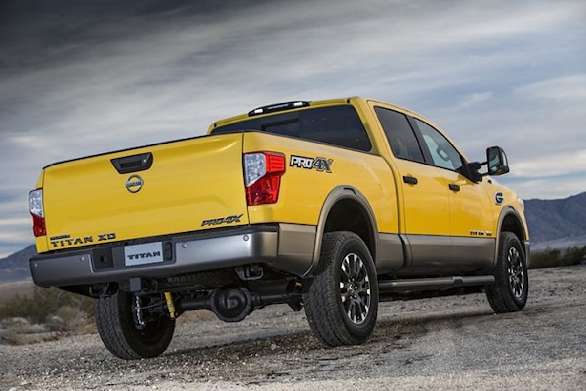 2016_nissan_TITAN_xd_03