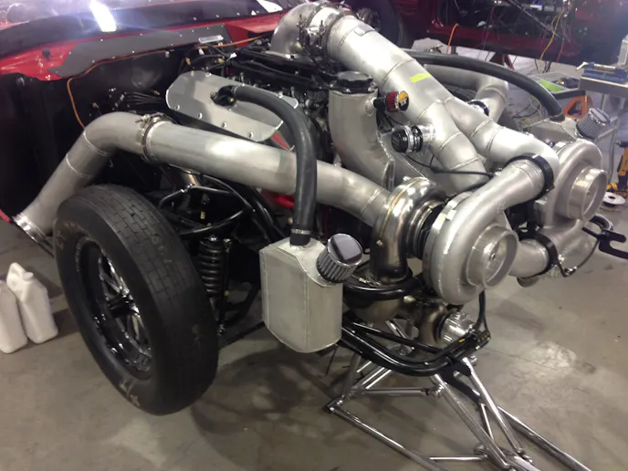 Under the hood, Neumann showed out with his great fabrication work to make the turbo system work.