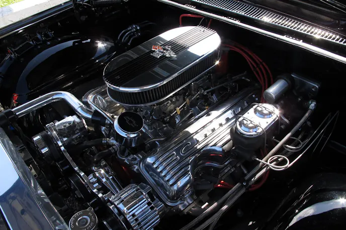 The motor is a 348ci V8 that was bored and stroked.