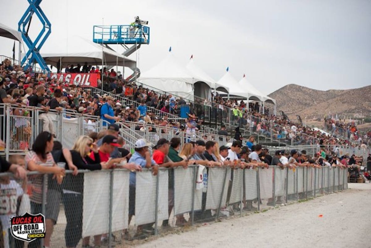 Fans were on their feet for much of the race. Image courtesy LOORRS.