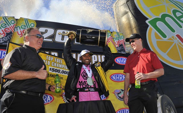 422-AntronBrown-WorldChamp-TF