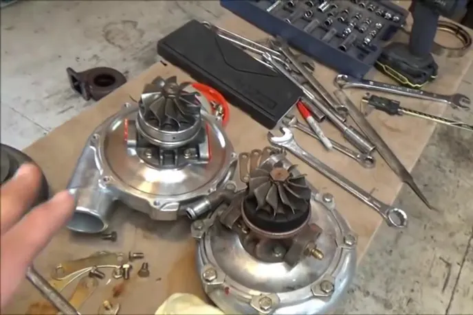 Left: The new 78mm JS Racing turbo. Right: The old 76mm JS Racing turbo.