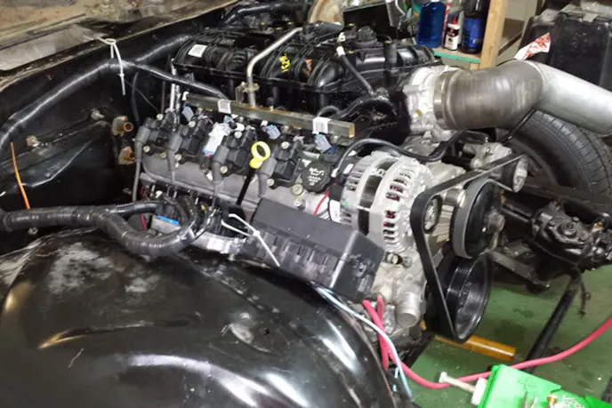 The 5.3 liter LS truck engine that Mike had rebuilt and installed looks great.