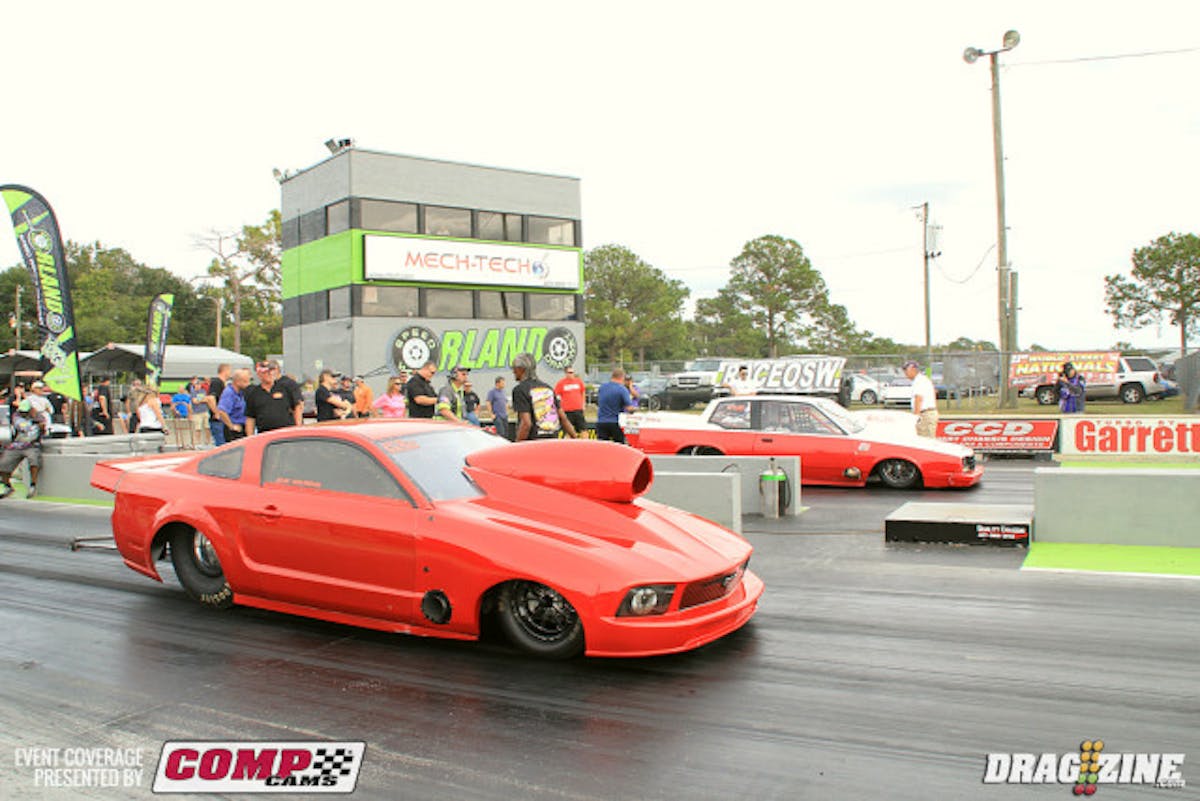 Smokey Hale paired up with Al Dito with Dito takign the starting line advantage. He put up a clean4.54 at 157 in a game effort but fell victim to Hale's 4.51 at 158.