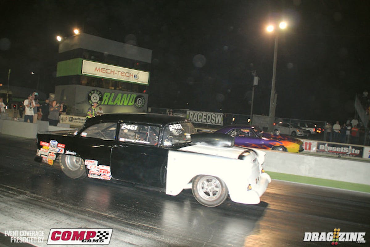 Kenny Anderson (near lane) and Will Kirklin waded through four rounds of competition in 8.50 Index to meet in the final. Kirklin left first in a tight race with both drivers playing the stripe. Kenny took the win with an 8.55 to Kirklin's 8.60.