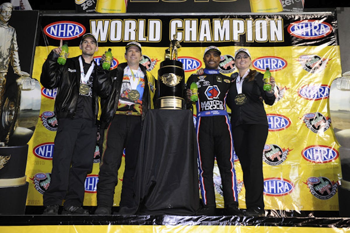 449-NHRAWorldChampions2