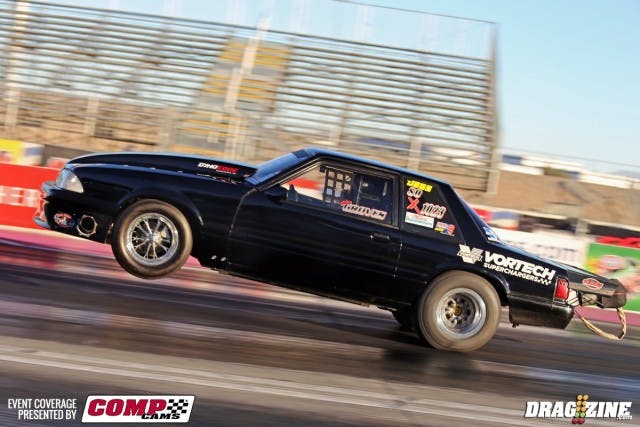 Chris Groves continues his run in the 275 class. Last round he had a single run when Lafayette Williams didn't make the call.