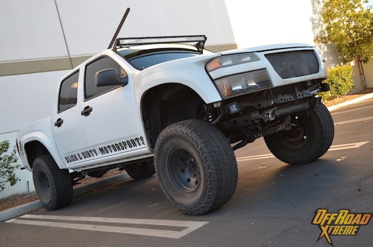 The old bumper that was built years ago, more as a lesson on how-to build a bumper. It did its job, but it was time for a stronger upgrade.