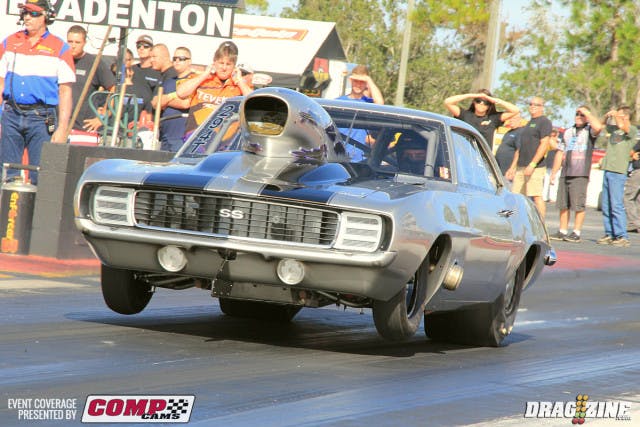Outlaw 632 racer Troy Blake met up with Tony Lobaldo's 2005 Mustang putting up a 4.49 at 160 and will move on in competition.