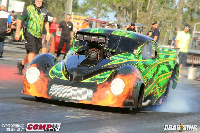 Rick Fleck set low ET for the round against Robert Abbott running a 3.845 to Abbott's 3.95.