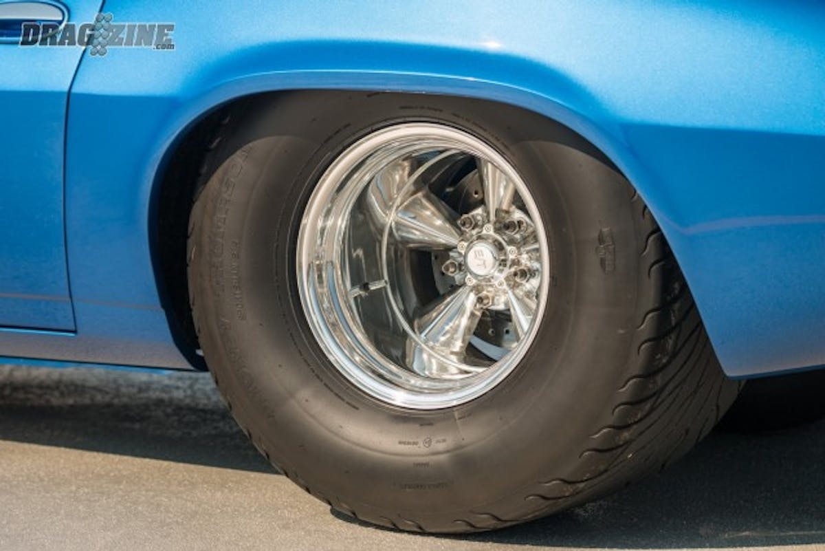 Fern did extensive body modifications to get this tire to fit so clean under the car.