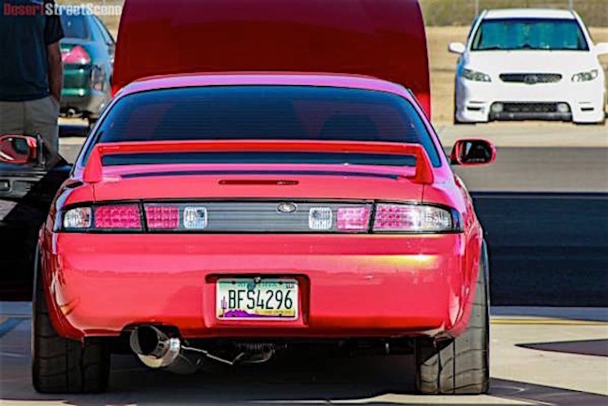 00000_iiaIrtyviJn_600x450GR