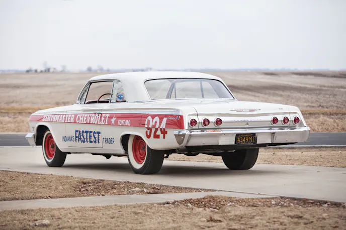 1962-Chevrolet-Impala-SS-409-Lightweight-Sport-Coupe_c-2014-Courtesy-of-Auctions-America_5