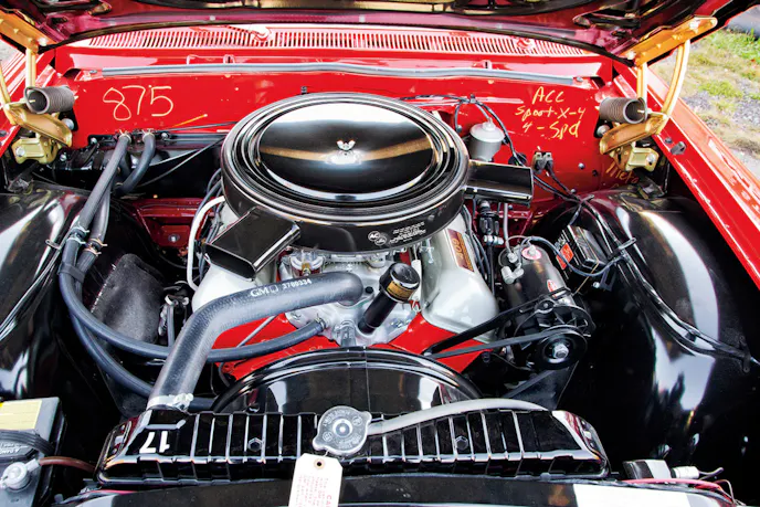 1962-Chevrolet-Impala-SS409-engine