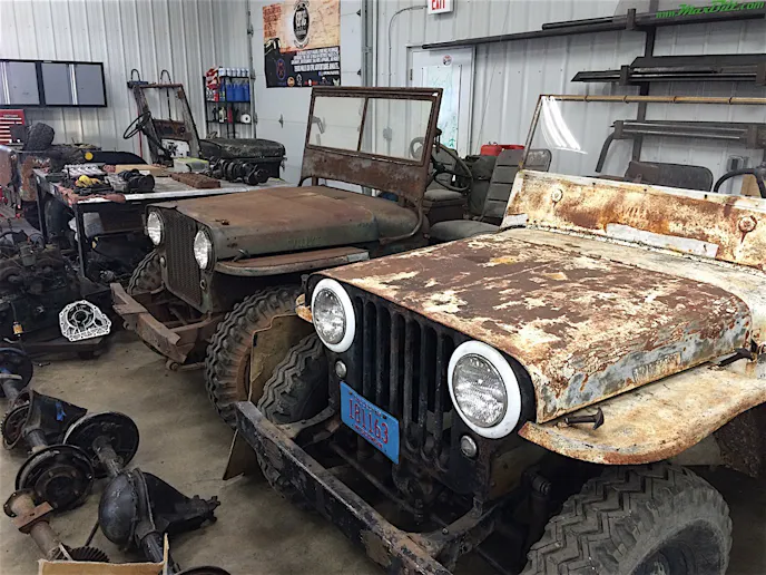 Vintage Area - Willys Jeeps going on Epic Willys Adventure (1)