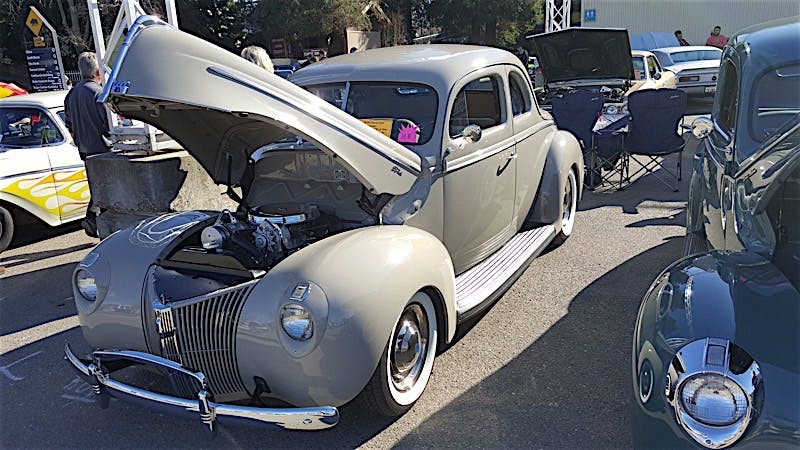 His and Hers 1040 Fords (2)