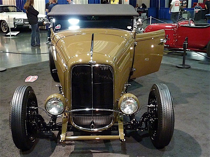 Hollenbeack 32 Roadster (1)