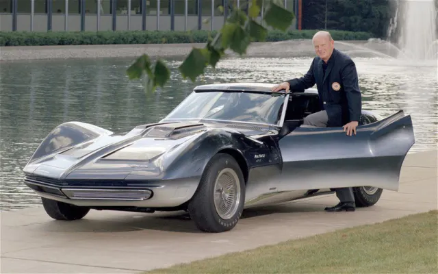 1965-chevrolet-mako-shark-ii-with-bill-mitchell