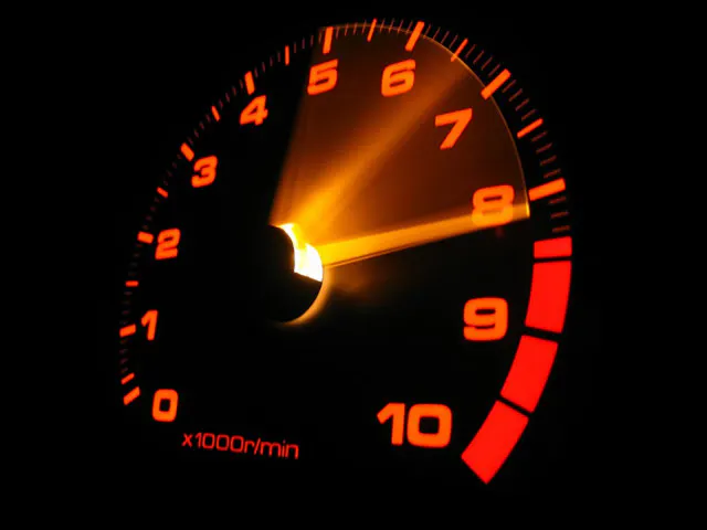 1379553368-Tachometer