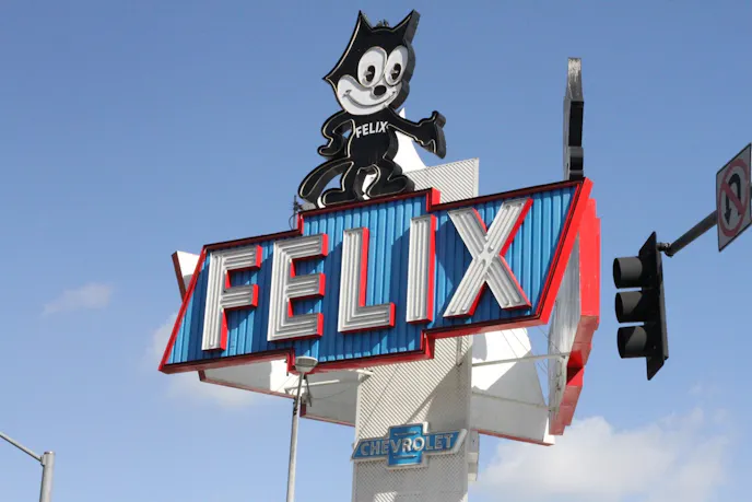 Felix Chev piece 128