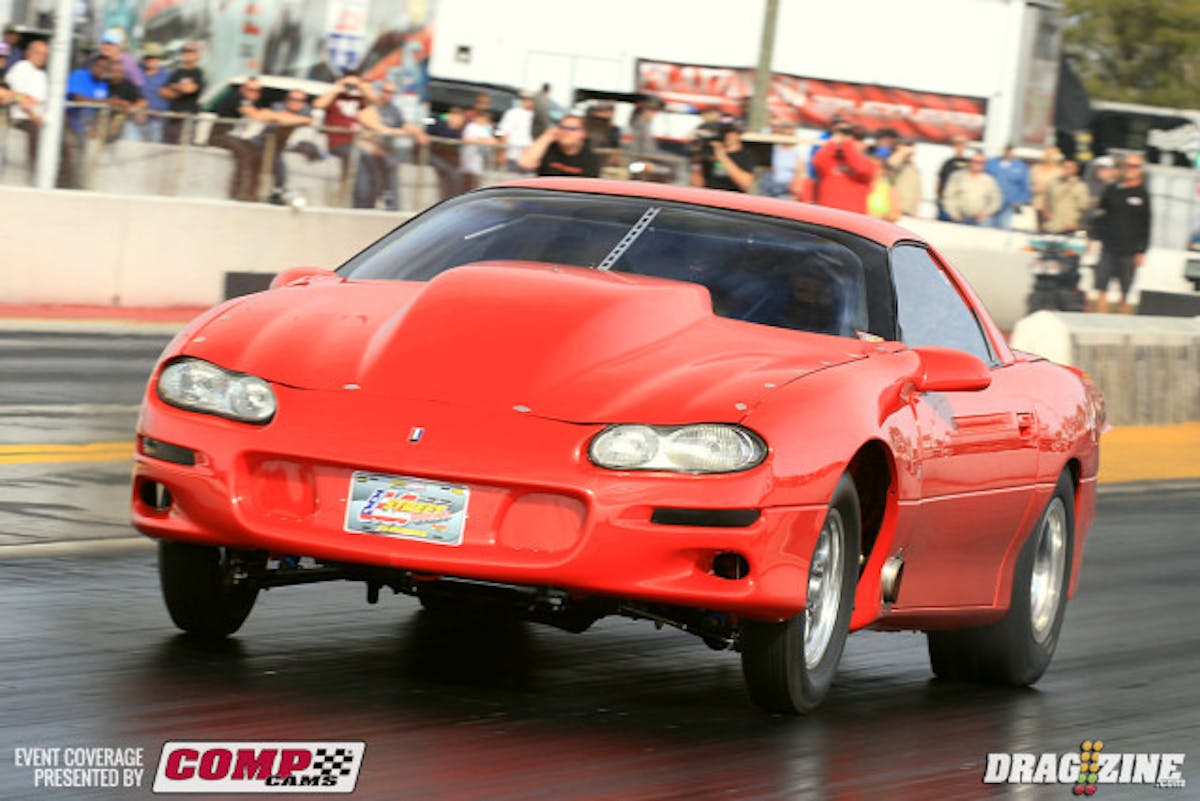 Brian Keep has things figured out fairly quickly in his new ride scoring a 5.05 at 141, just behind team mate Bill Gregan's 5.00.