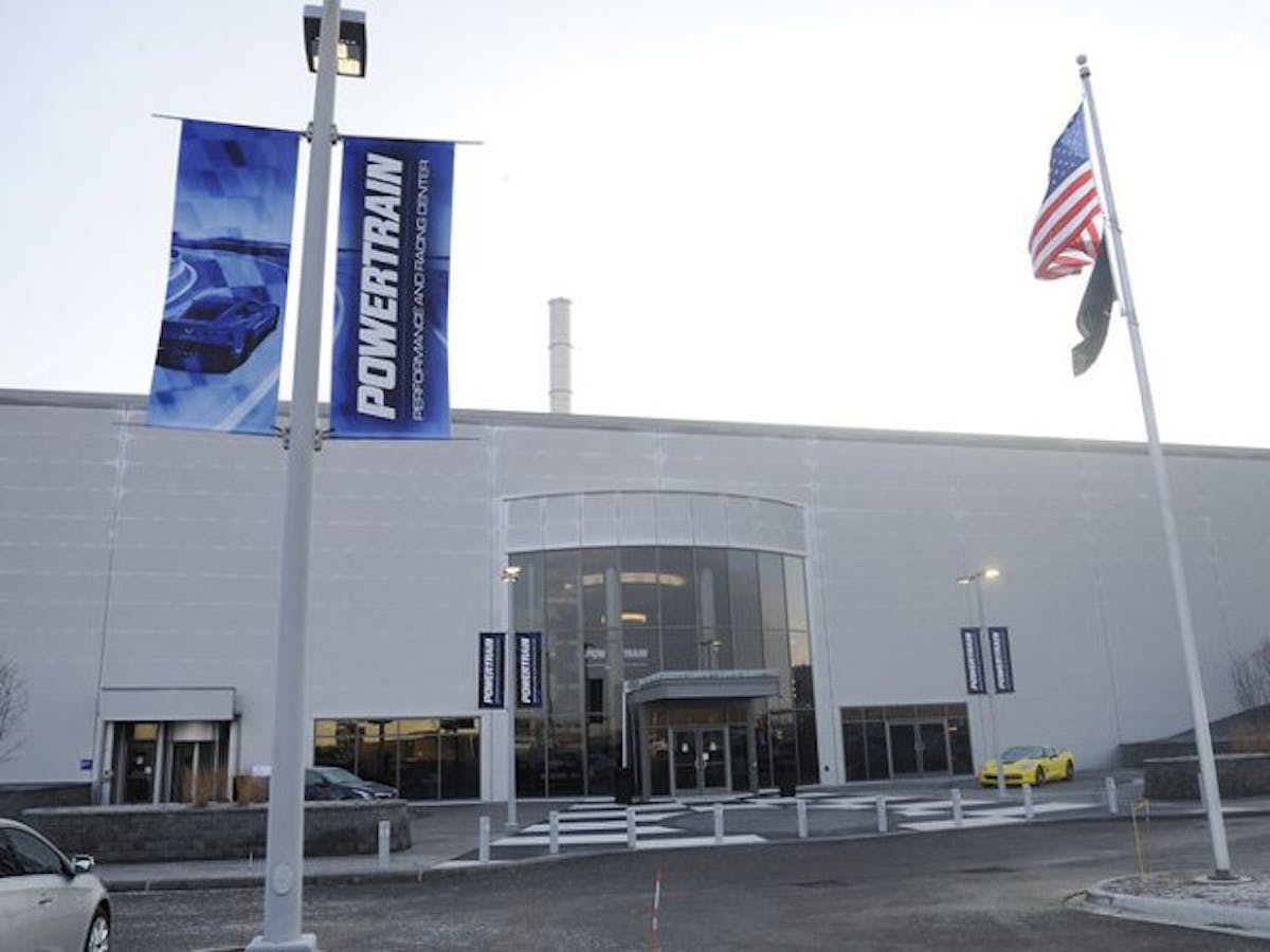 GM Expands Powertrain Plant 04
