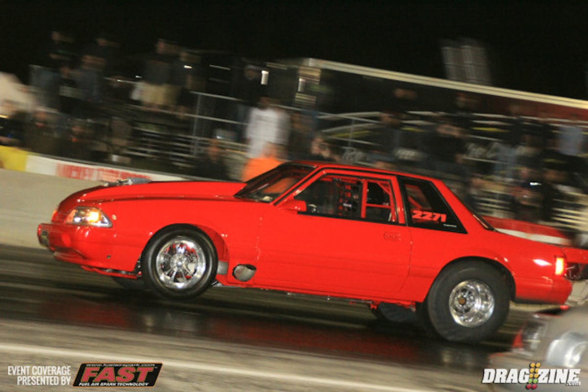 Bill Futch leads Outlaw Drag Radial with a 4.15 at 186. The crew includes Carlos Zaldivar and Pedro Appolito.