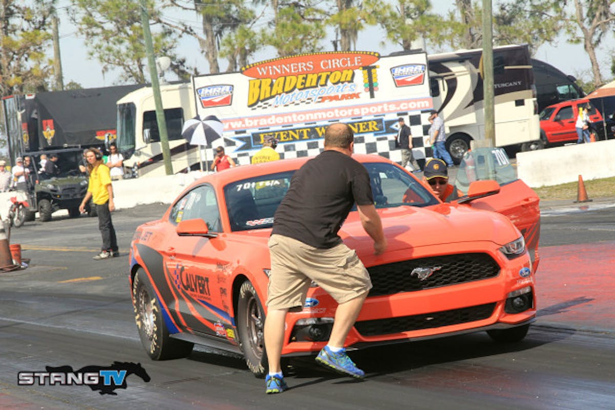 Calvert had a small leak from the inter cooler tank due to the valve not being fully shut. Miele showed great sportsmanship in waiting but it cost him the round.