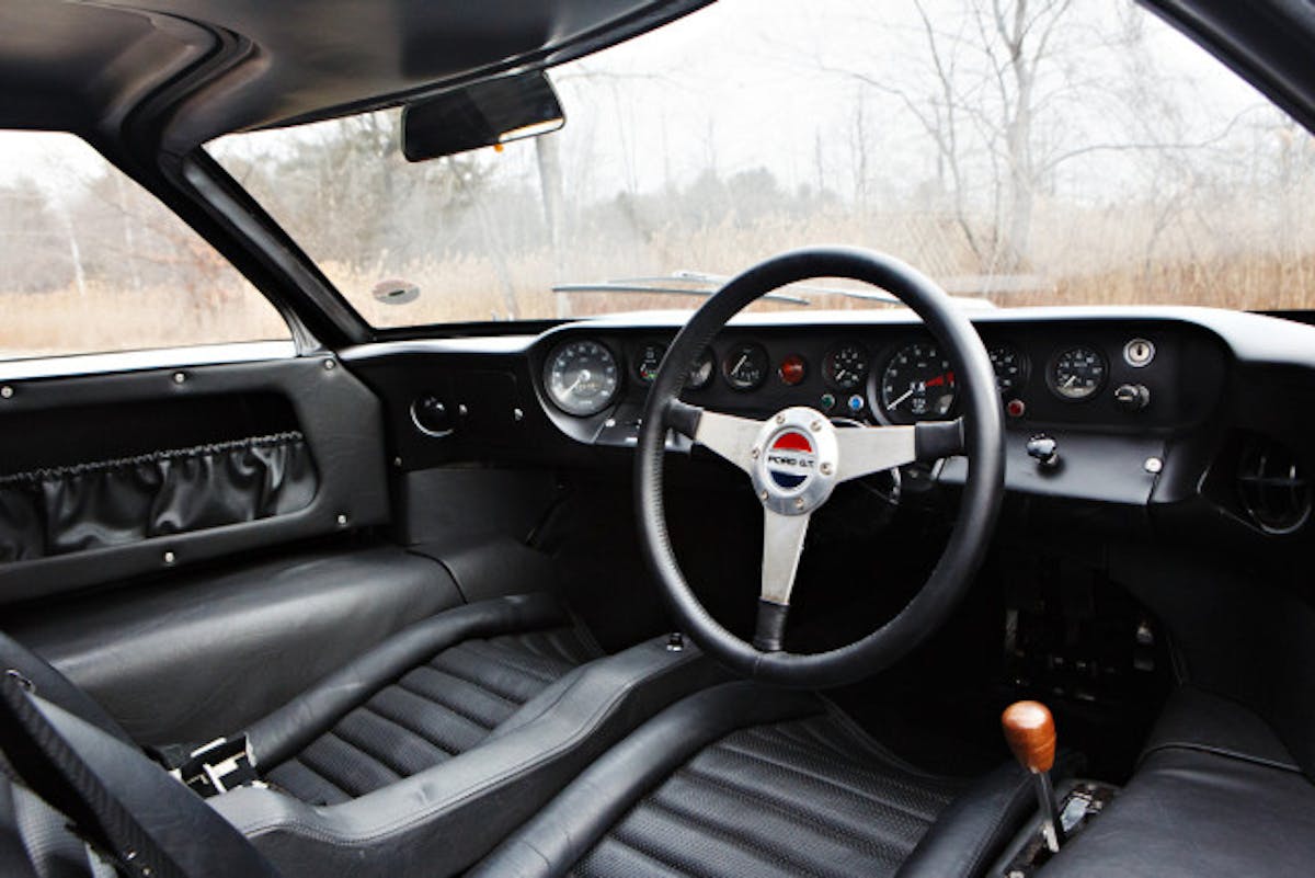 1966-Ford-GT40-Mk-I-03