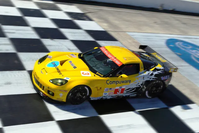 Corvette_Racing_to_Benefit_From_Mobil_1_Oil_Technology_In_Multi-Year_Agreement