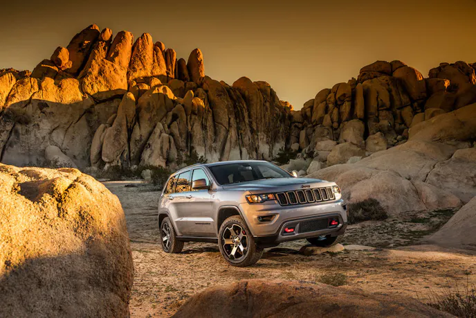 Jeep-Grand-Cherokee-Hellcat-Trailhawk-6
