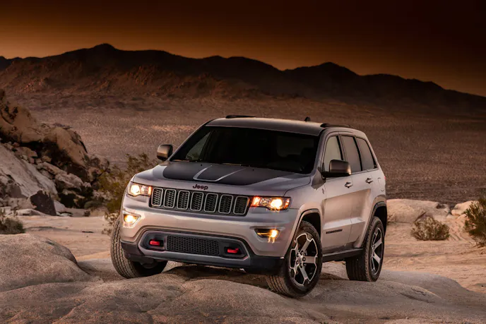 Jeep-Grand-Cherokee-Hellcat-Trailhawk-3
