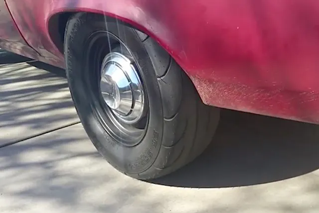 video-mickey-thompson-et-street-radials-definitive-drag-tires3