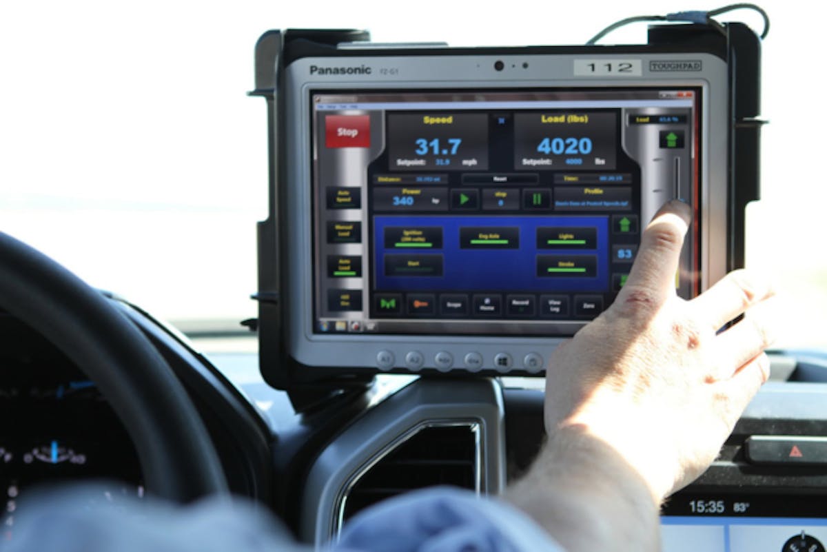 ford-demonstrates-superduty-steep-hill-testing-1