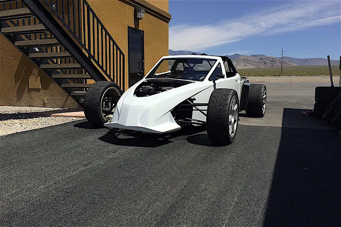 785079_d00b948881f04764a83ccd01af1aa36f_edited-1